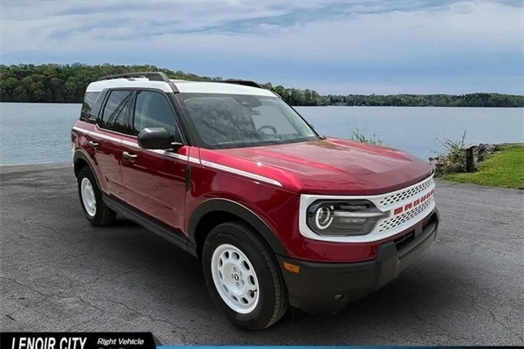 2025 Ford Bronco Sport Heritage photo 1