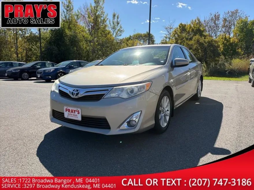 2013 Toyota Camry photo 1