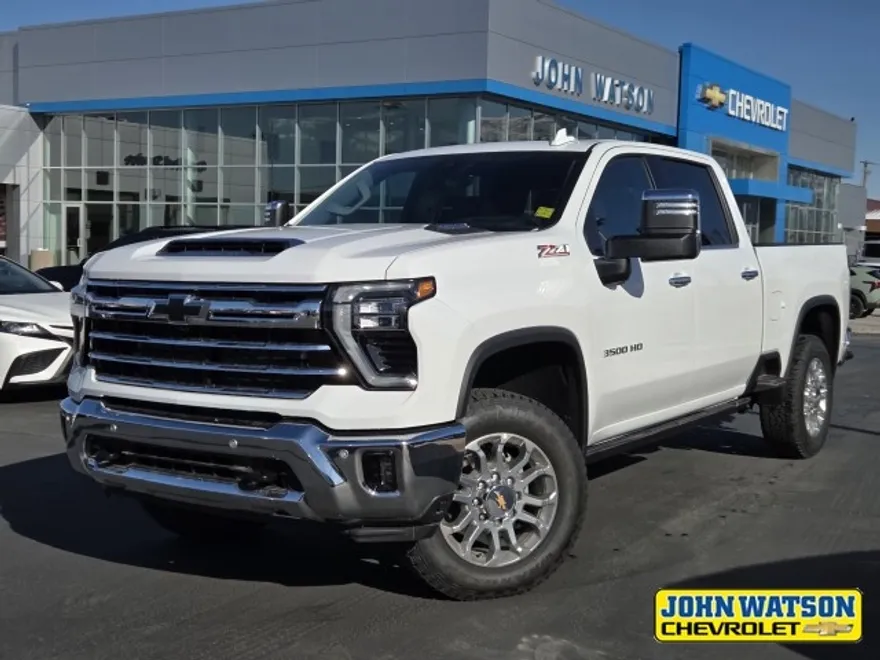 2025 Chevrolet Silverado 3500HD LTZ photo 1