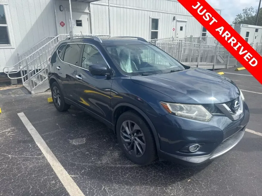 2016 Nissan Rogue SL photo 1