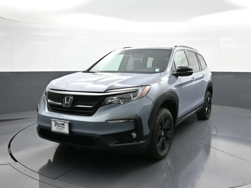 2022 Honda Pilot TrailSport photo 1