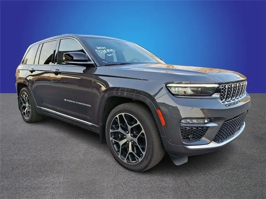 2024 Jeep Grand Cherokee Summit photo 1