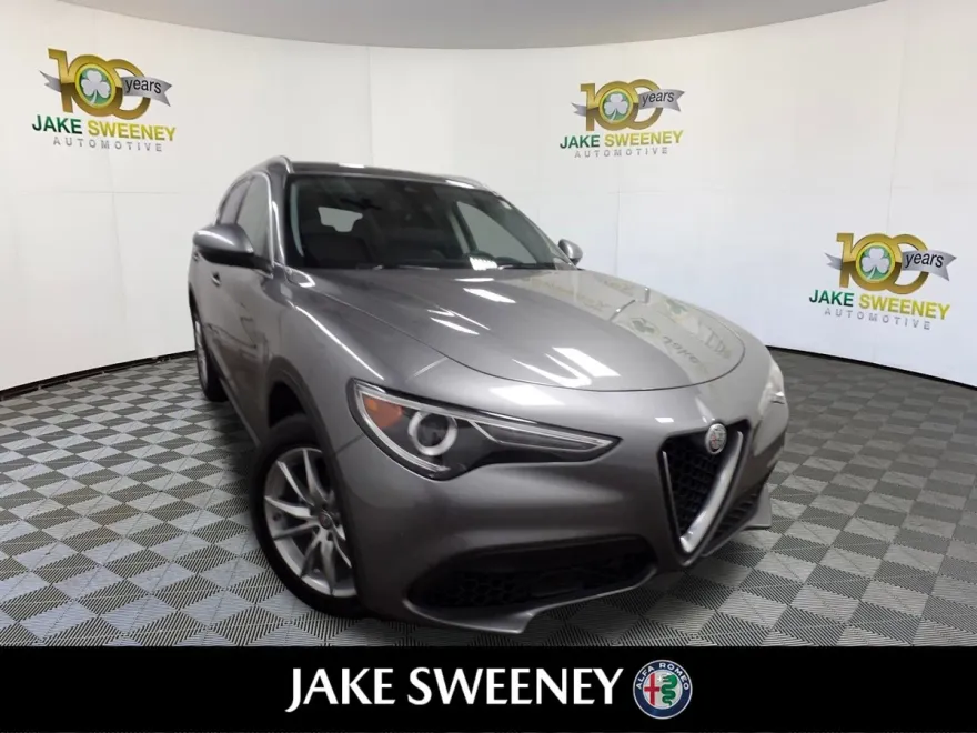 2018 Alfa Romeo Stelvio Ti Q4 photo 1