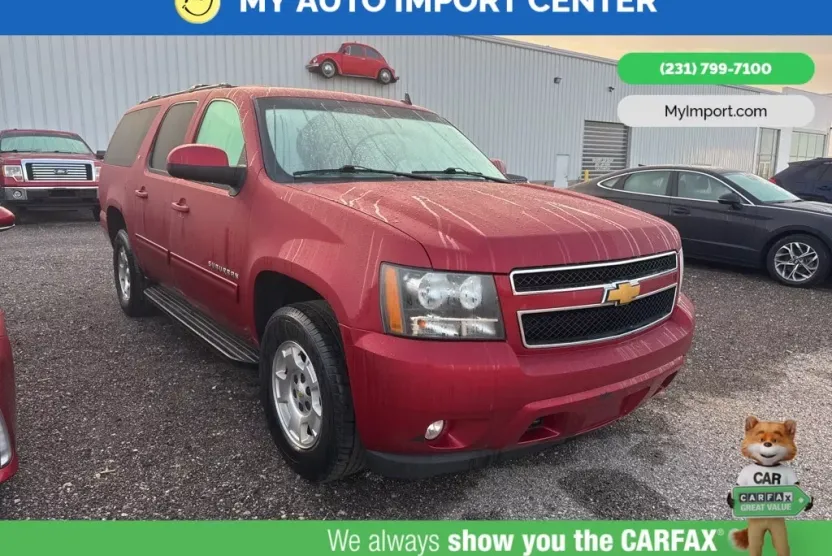 2014 Chevrolet Suburban 1500 LT photo 1