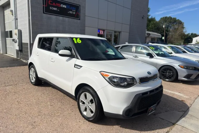 2016 Kia Soul Base photo 1