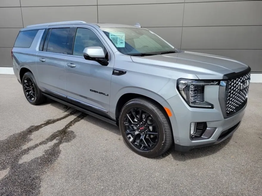 2024 Gmc Yukon XL Denali Ultimate photo 1