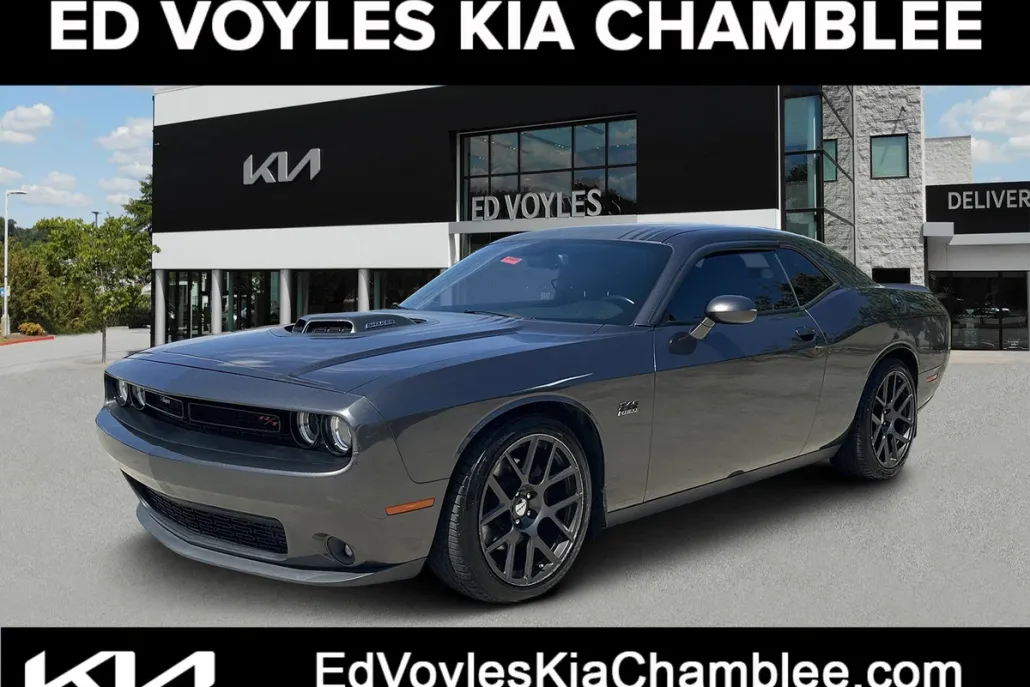 2016 Dodge Challenger R/T Shaker photo 1
