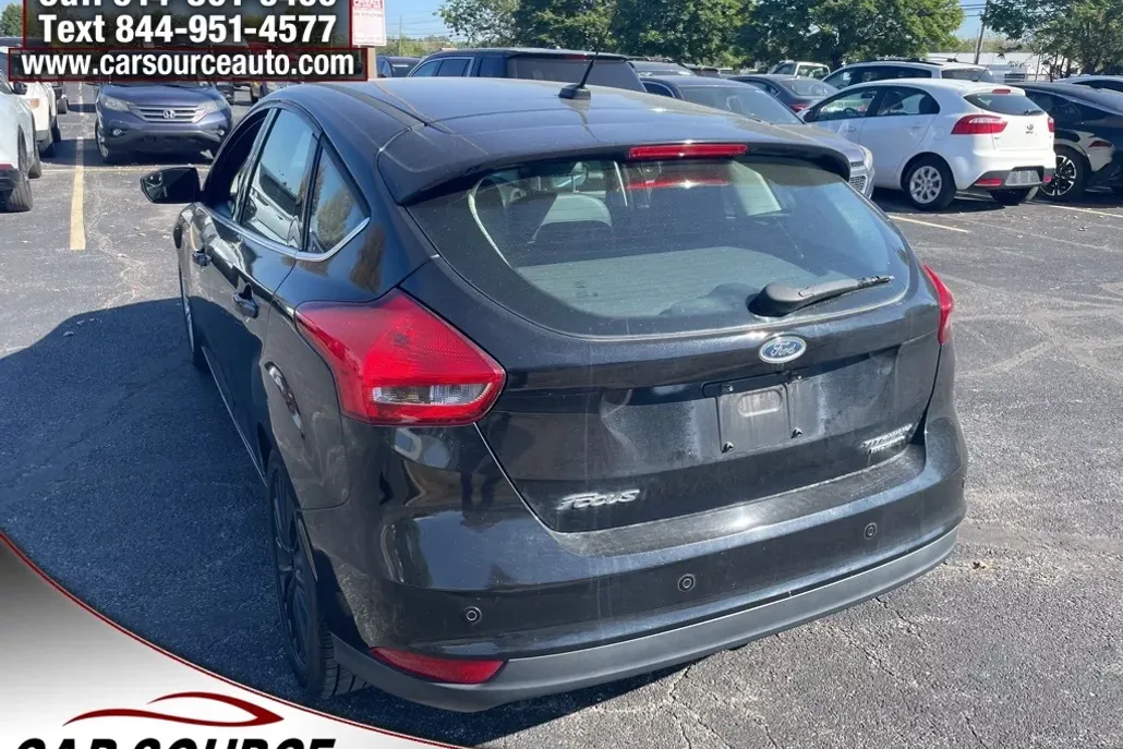 2015 Ford Focus Titanium photo 1