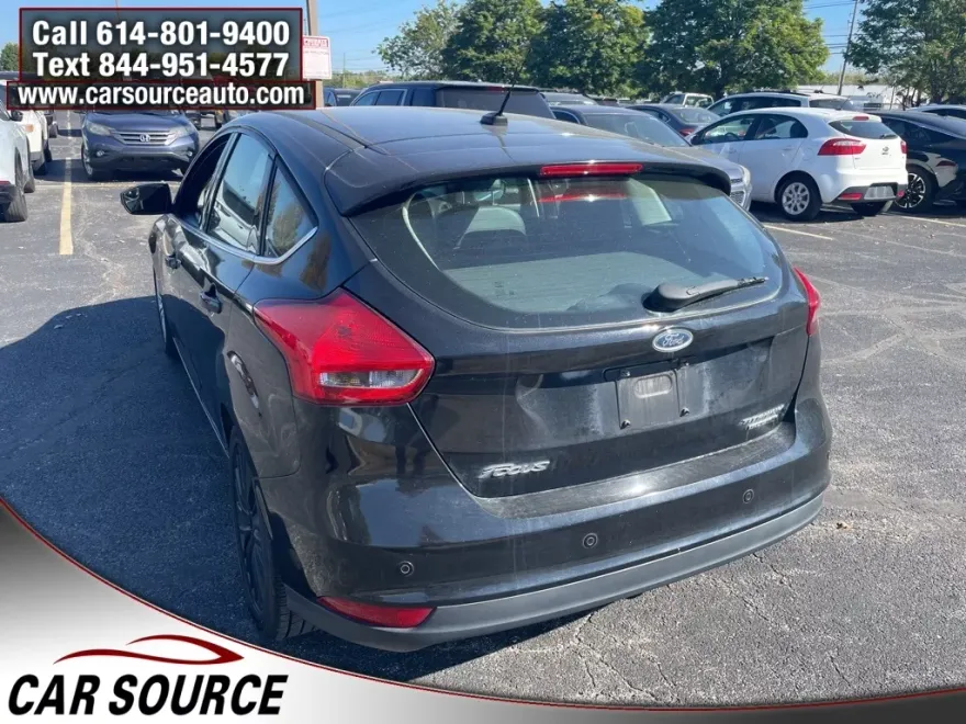 2015 Ford Focus Titanium photo 1