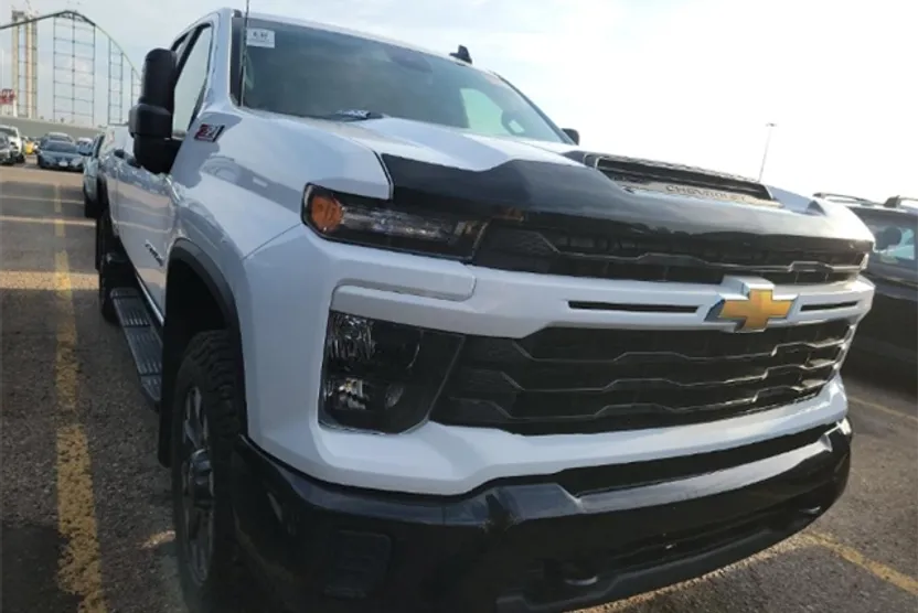 2024 Chevrolet Silverado 2500HD Custom photo 1