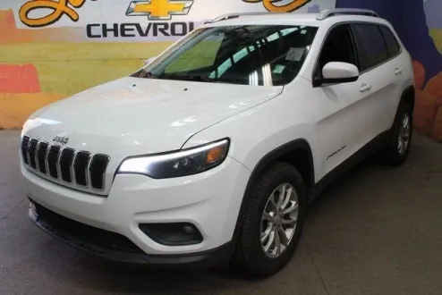 2019 Jeep Cherokee photo 2