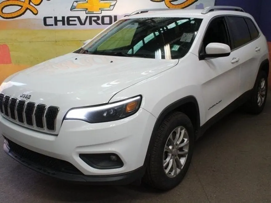 2019 Jeep Cherokee photo 2