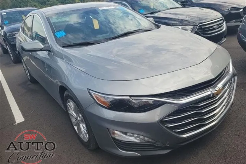 2024 Chevrolet Malibu 1LT photo 1