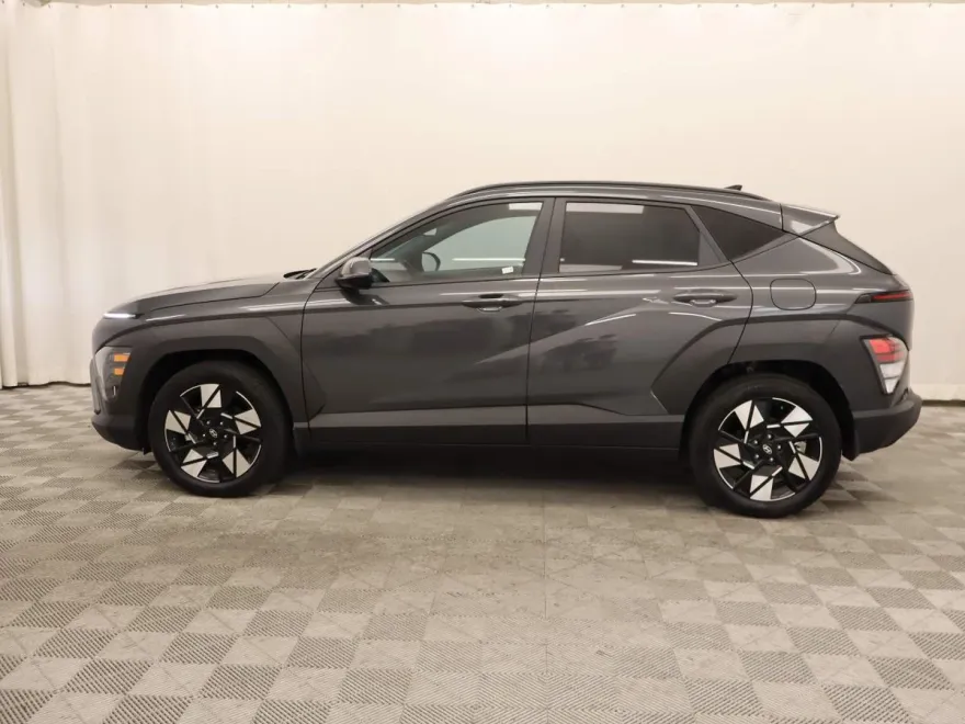 2024 Hyundai Kona SEL photo 1