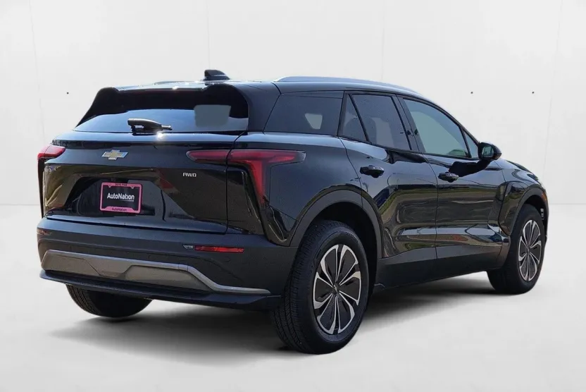 2024 Chevrolet Blazer EV photo 1