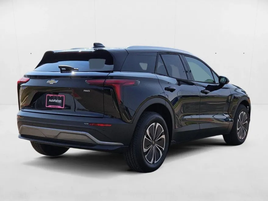 2024 Chevrolet Blazer EV photo 1