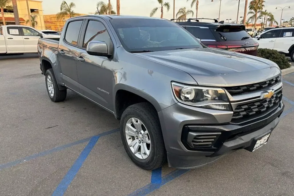 2021 Chevrolet Colorado LT photo 1