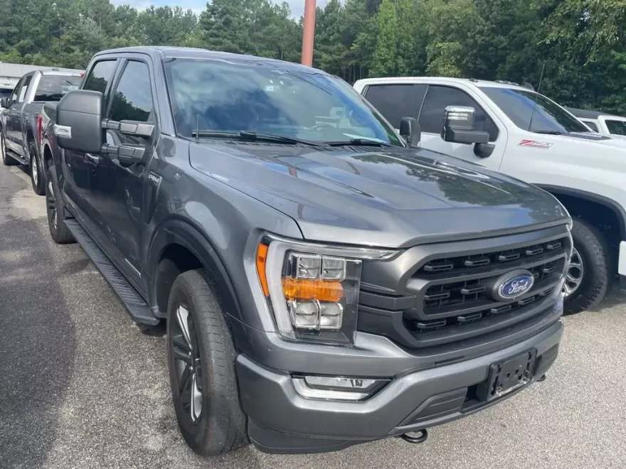 2023 Ford F-150 XLT photo 1