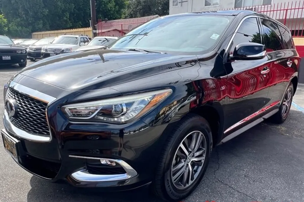 2019 Infiniti QX60 Luxe photo 1