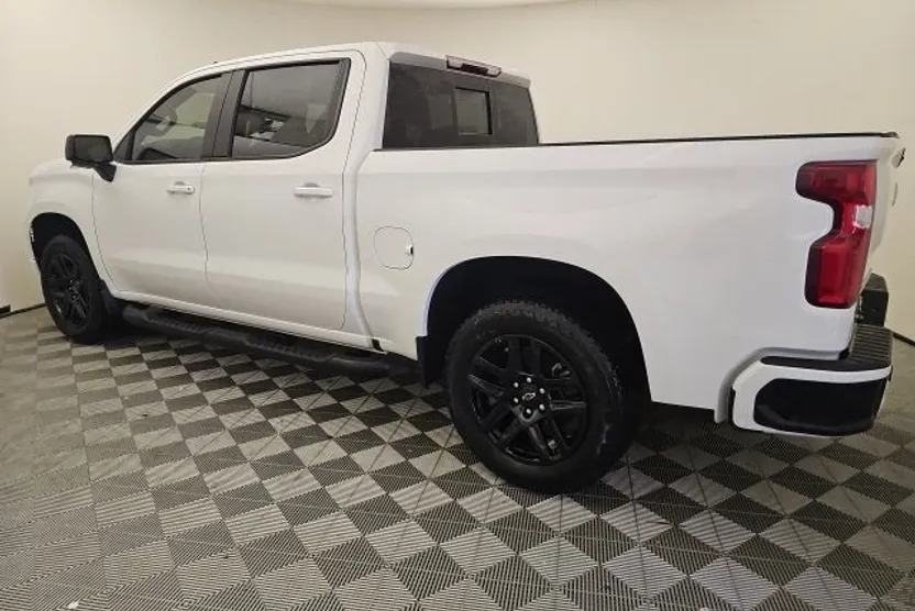 2025 Chevrolet Silverado 1500 RST photo 1
