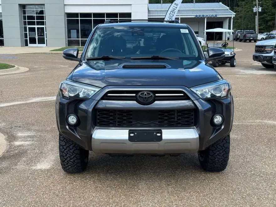 2020 Toyota 4Runner TRD Off-Road Premium photo 1