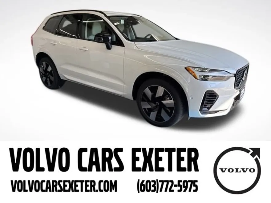 2025 Volvo XC60 T8 Plus photo 1
