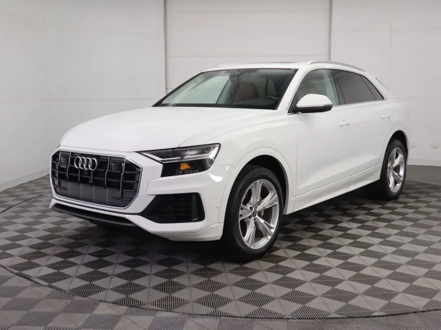 2022 Audi Q8 55 Premium Plus photo 1