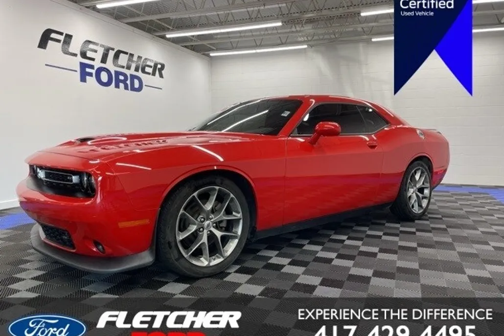 2023 Dodge Challenger GT photo 1