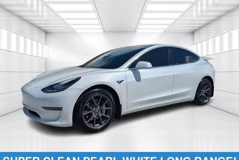2019 Tesla Model 3 Long Range photo 1