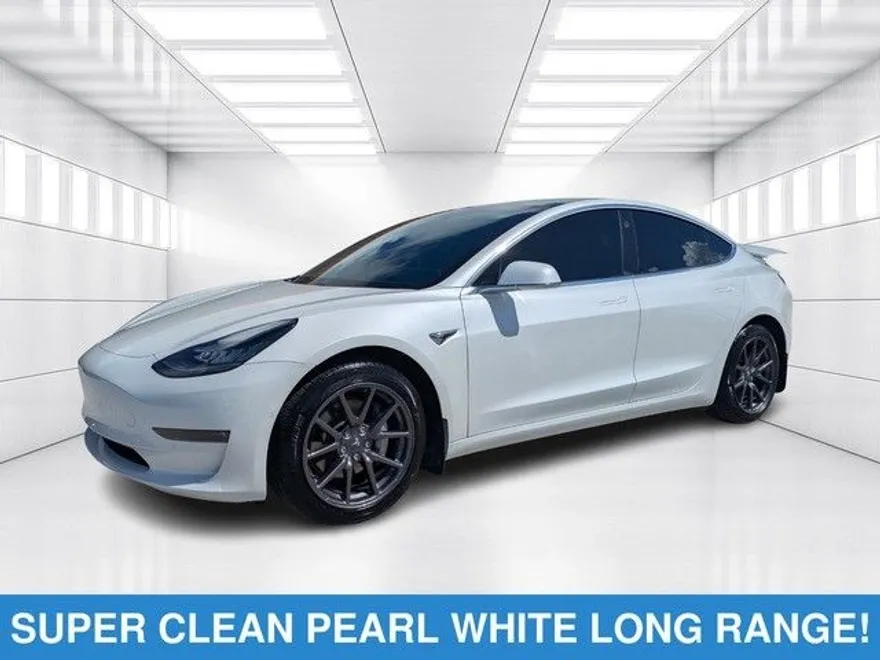 2019 Tesla Model 3 Long Range photo 1