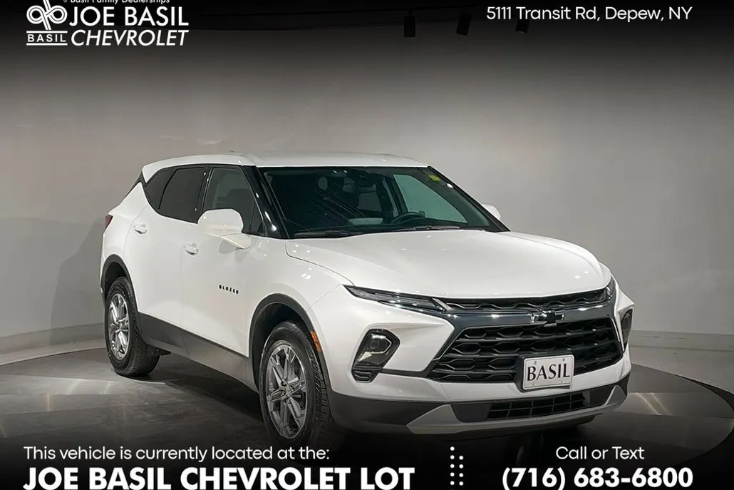 2023 Chevrolet Blazer 2LT photo 1