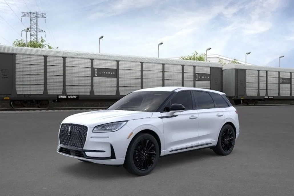 2025 Lincoln Corsair Premiere photo 1