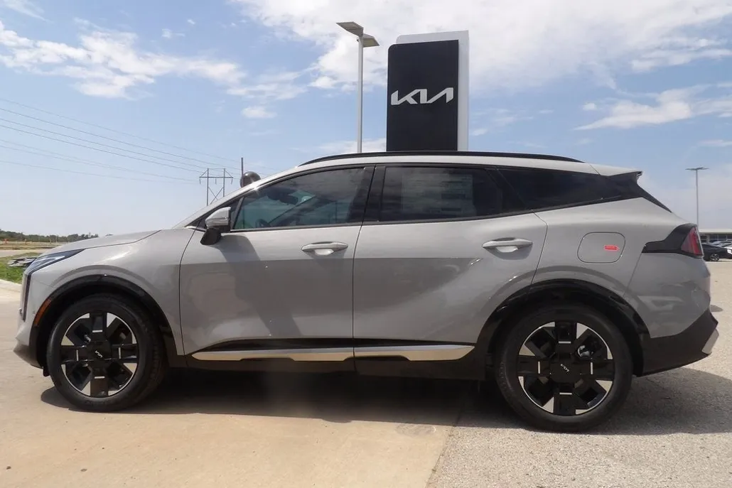 2026 Kia Sportage photo 1