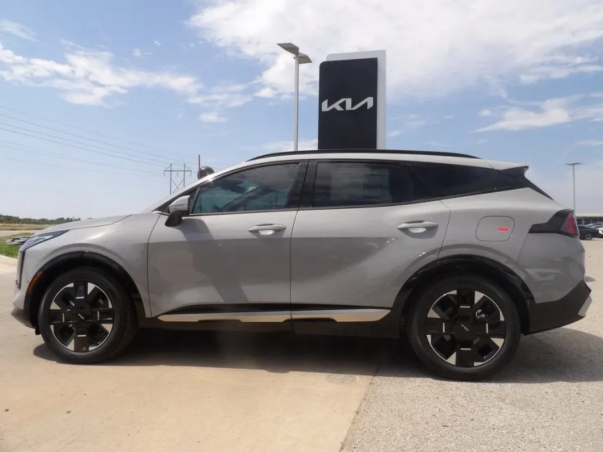 2026 Kia Sportage photo 1