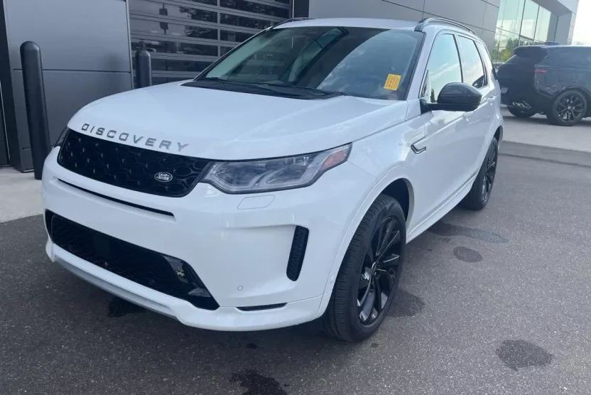 2025 Land Rover Discovery Sport S photo 1