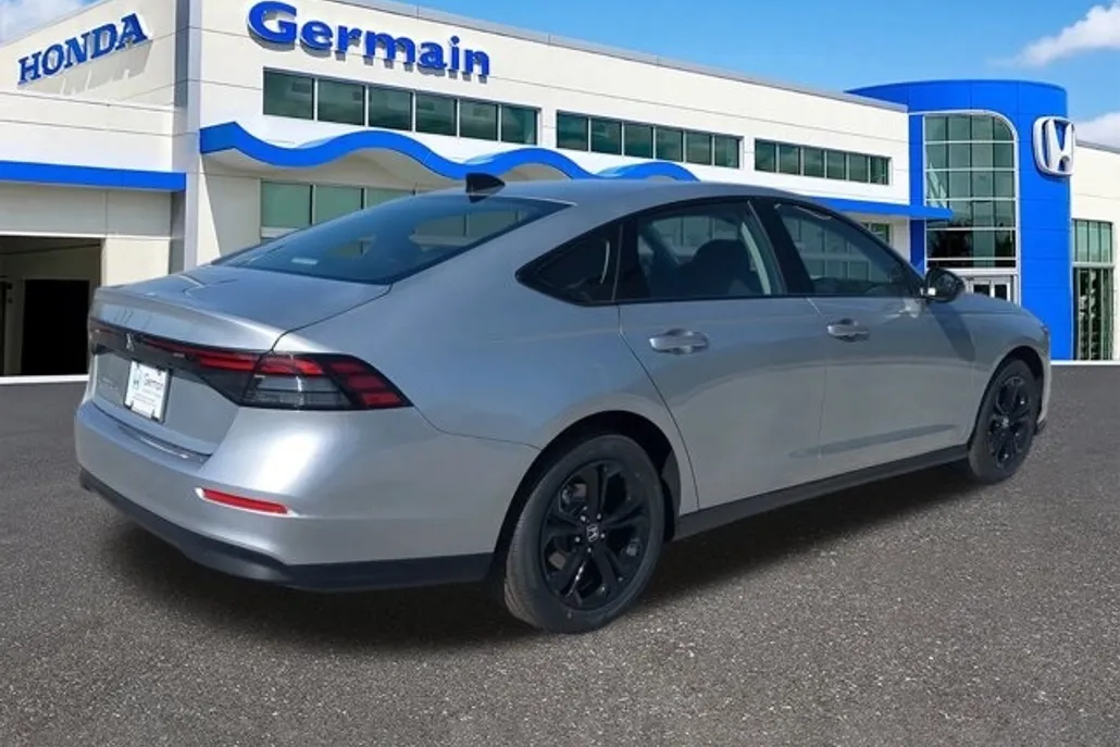 2025 Honda Accord SE photo 1