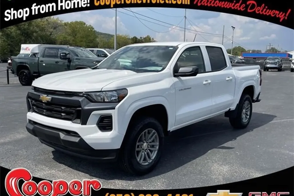 2026 Chevrolet Colorado LT photo 1