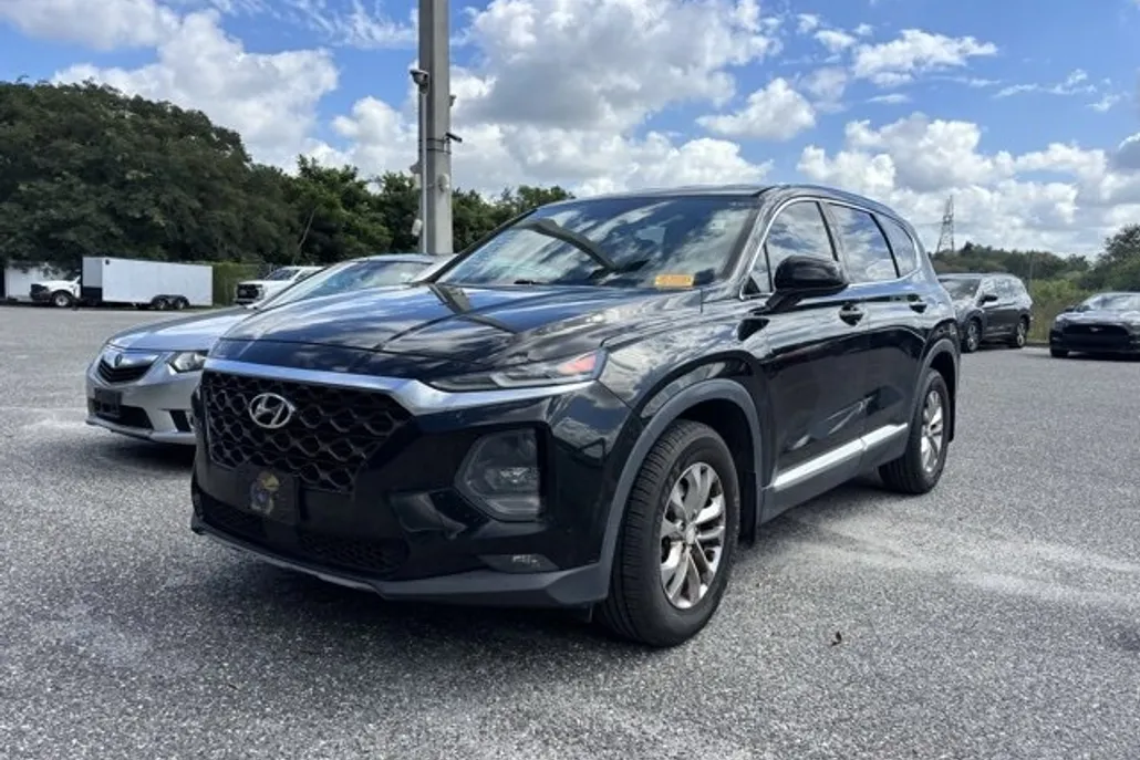 2020 Hyundai Santa Fe SEL photo 1