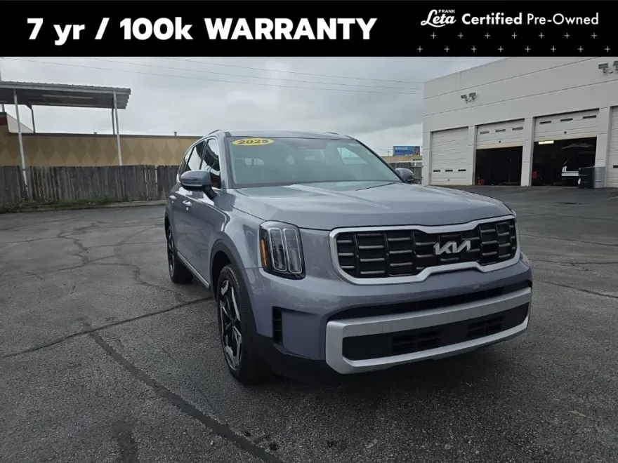2025 Kia Telluride S photo 1