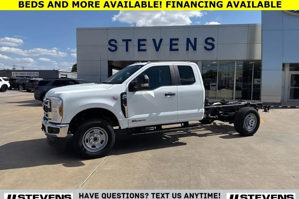 2025 Ford F-350 photo 1