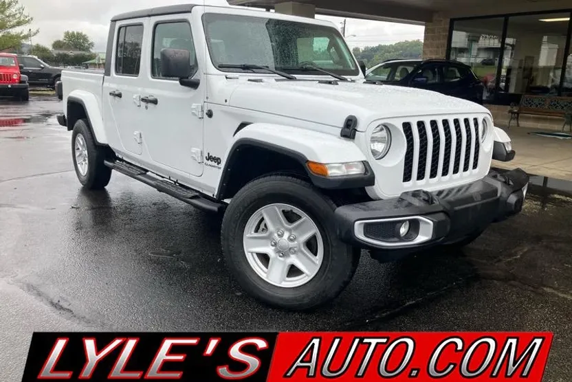2022 Jeep Gladiator Sport S photo 1
