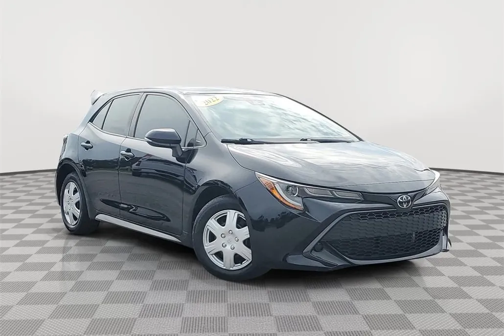 2022 Toyota Corolla SE photo 1