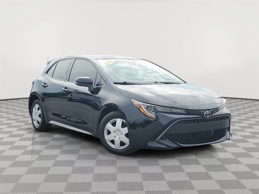 2022 Toyota Corolla SE photo 1