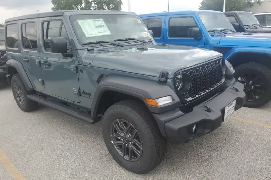 2025 Jeep Wrangler Sport photo 1
