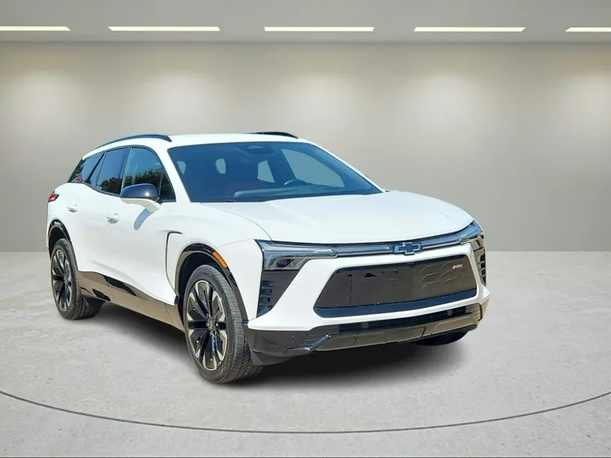 2024 Chevrolet Blazer EV RS photo 1