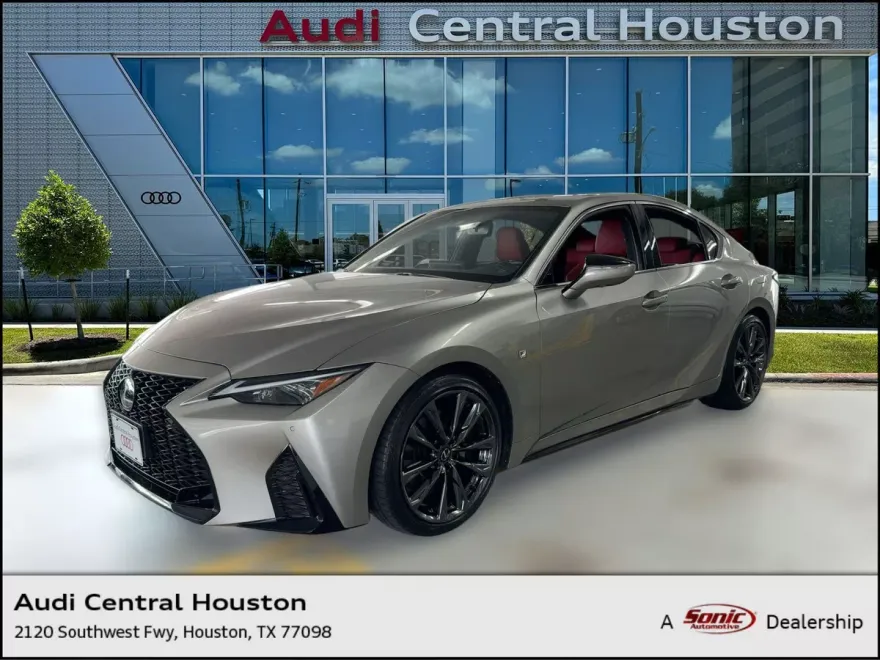 2023 Lexus IS 350 F SPORT photo 1