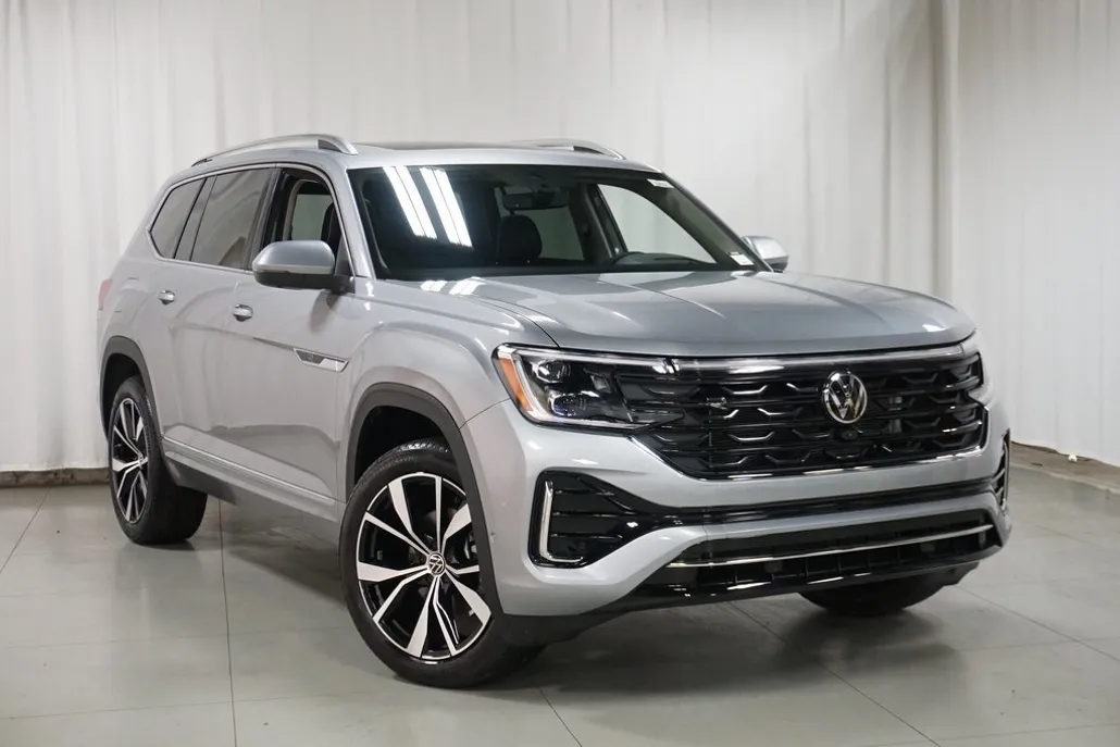 2025 Volkswagen Atlas SEL Premium R-Line photo 1