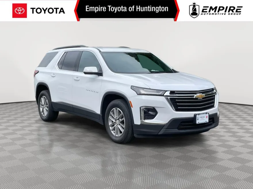 2023 Chevrolet Traverse Leather photo 1