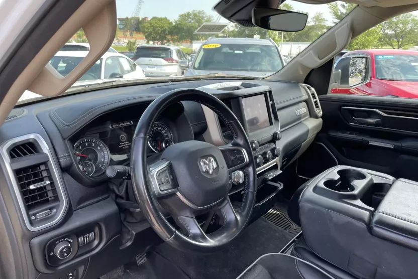 2021 Ram 1500 Laramie photo 1