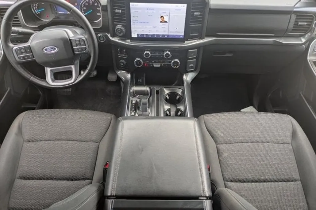 2023 Ford F-150 XLT photo 1